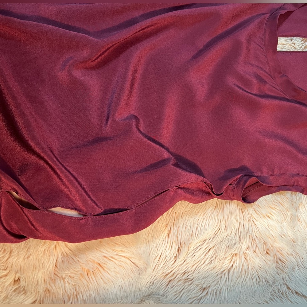 Sandro Paris Burgundy 100% Silk Open Back Cap Sleeve Blouse Sz 1 Small Workwear - Picture 9 of 9